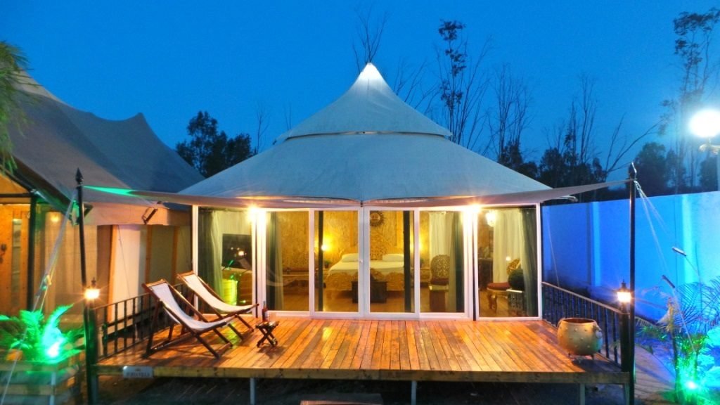 Spend some time in the Lap of Mother Nature with Luxury Resort Tents