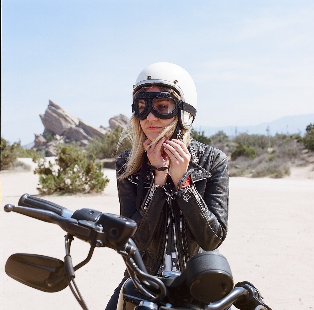 How Tight Should Motorcycle Goggles Fit Your Face?