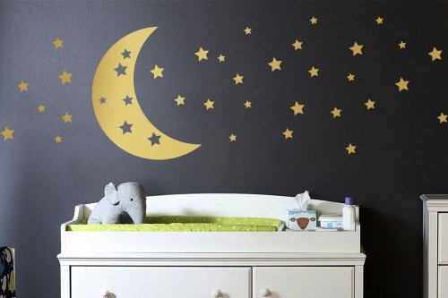 Different Types of Wall Decals for Your Bedroom