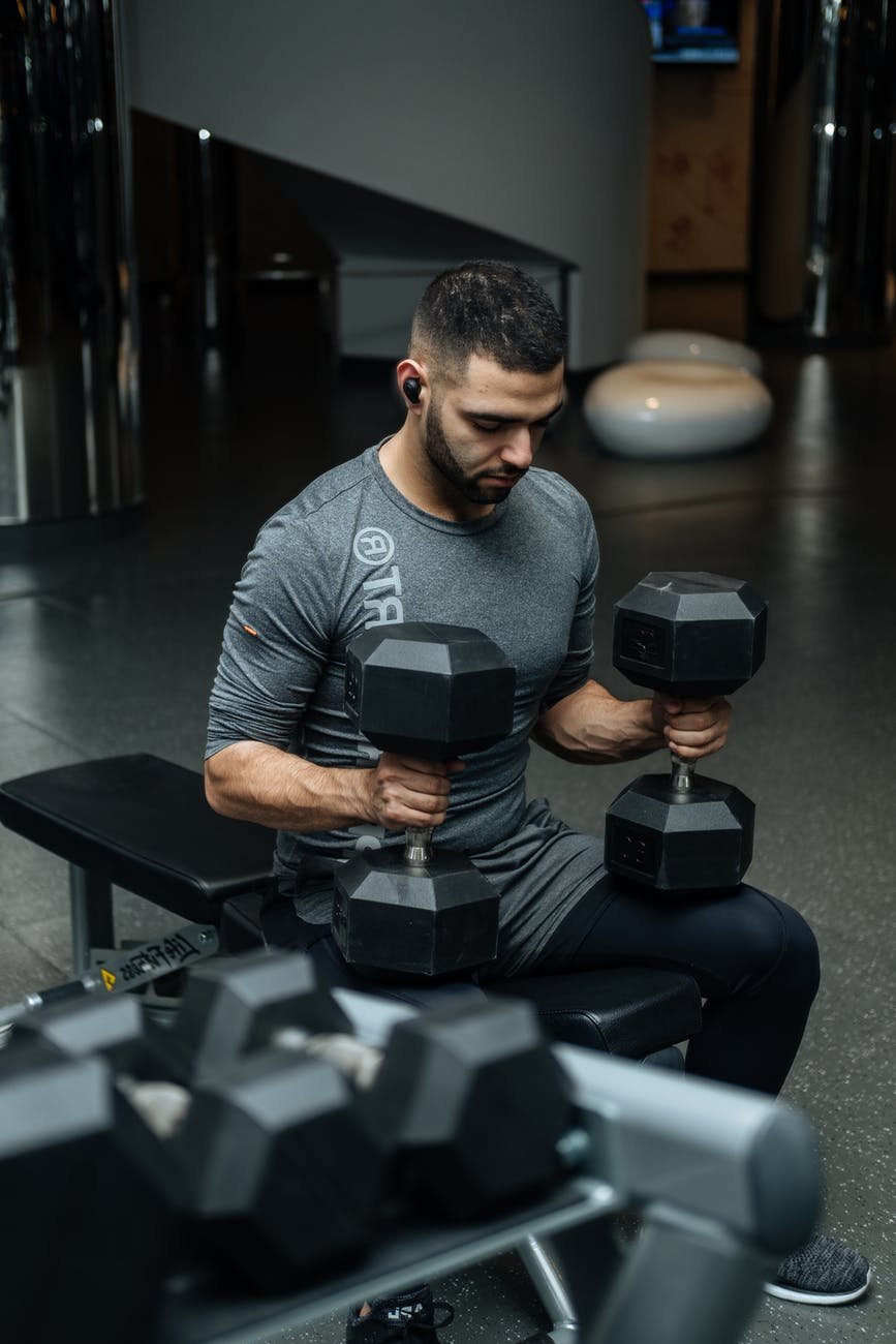 How the Dumbbells are Beneficial for Body and Fitness