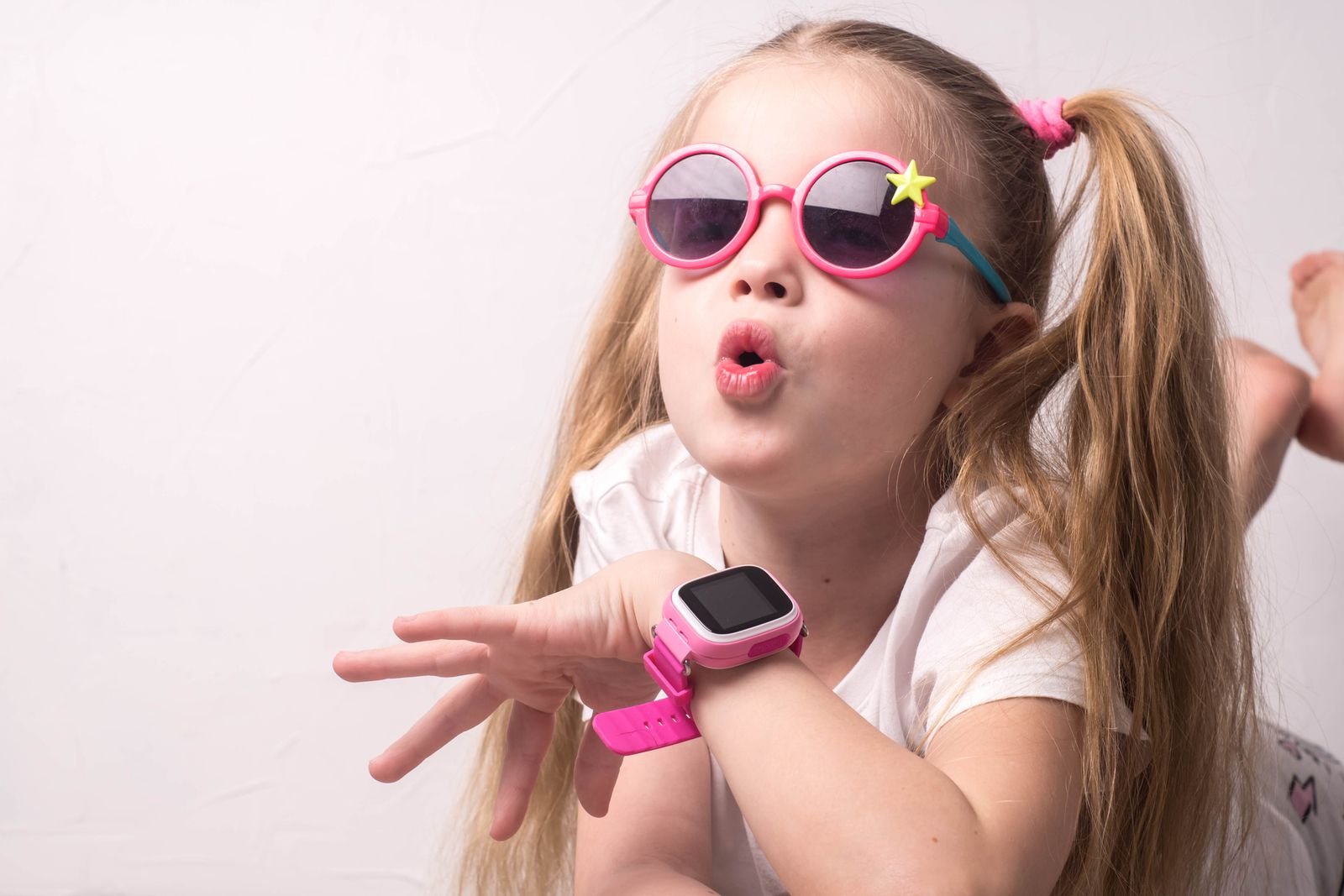 How to Select a Suitable Watch for Your Child