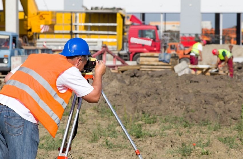 How to Become a Successful Land Surveyor?