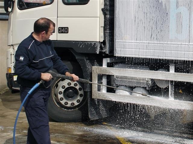 Truck-cleaning